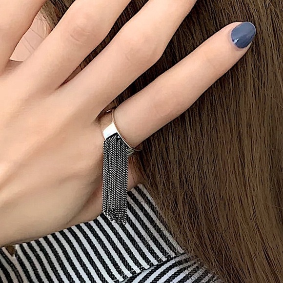 STERLING SILVER TASSEL RING - Picture 5 of 11